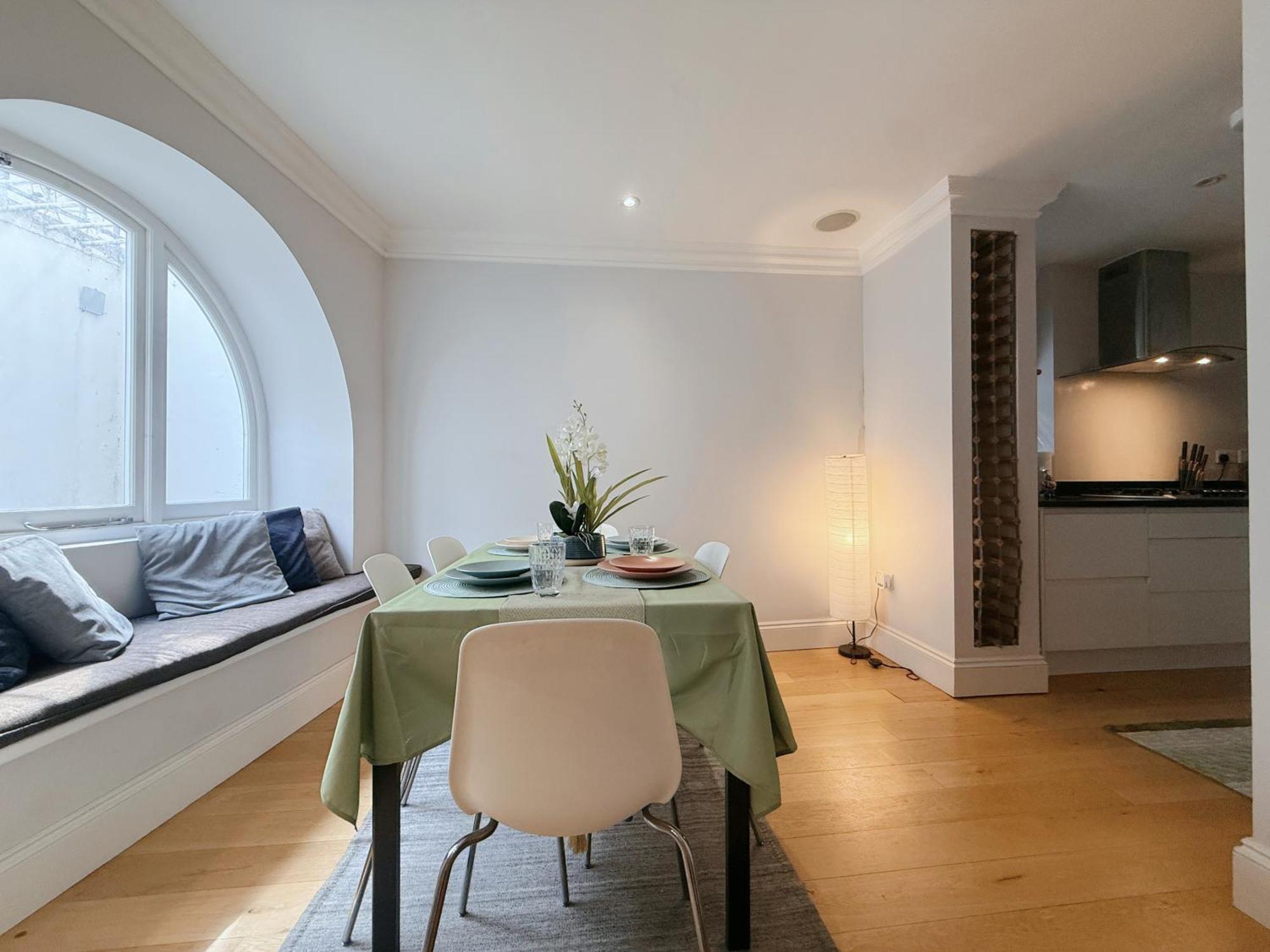 Spacious And Cosy 3Brs 5F House In Heart Of ลอนดอน ภายนอก รูปภาพ