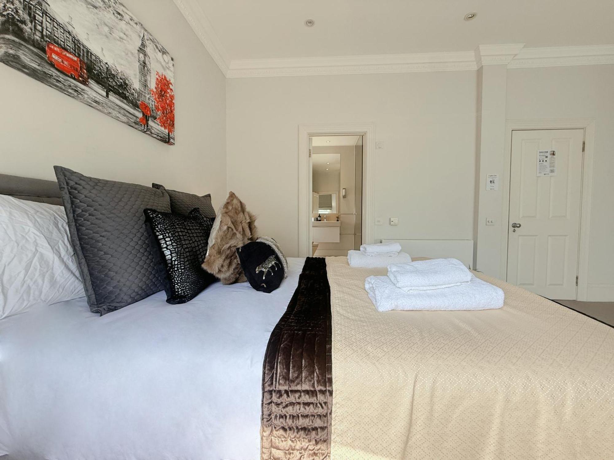 Spacious And Cosy 3Brs 5F House In Heart Of ลอนดอน ภายนอก รูปภาพ